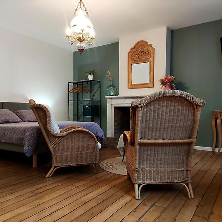 Bed and Breakfast Le Relais Napoleon Avesnes-sur-Helpe Экстерьер фото
